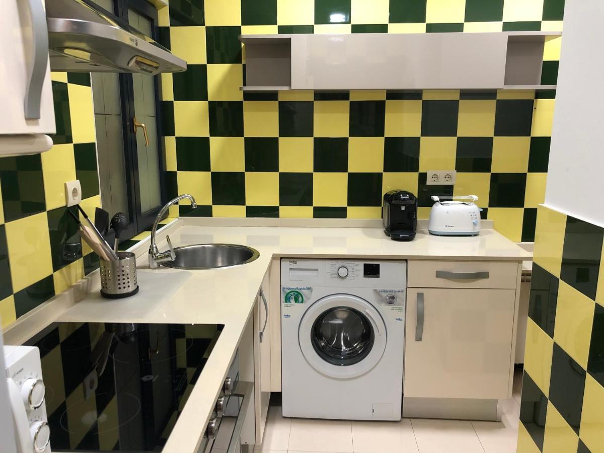Apartamento Galiana II Lägenhet Avilés Exteriör bild
